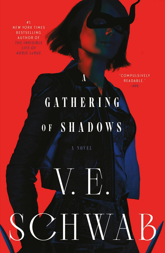 A Gathering of Shadows (Shades of Magic #2)